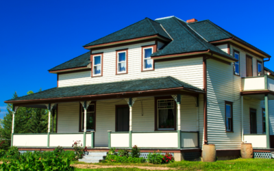 101: Idiomy domowe. O zamiataniu czegoś pod dywan i humorze w piwnicy.